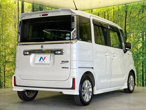 Suzuki Spacia Custom