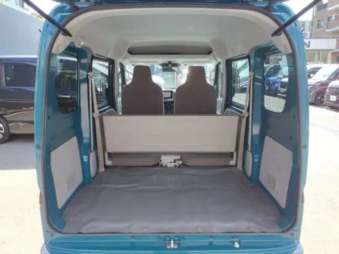 Nissan Clipper