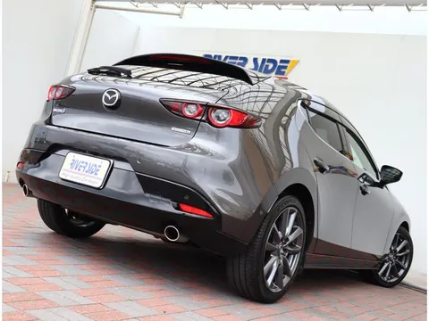Mazda MAZDA3 Fastback