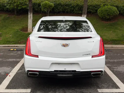 Cadillac XTS