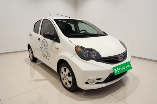 BYD F0