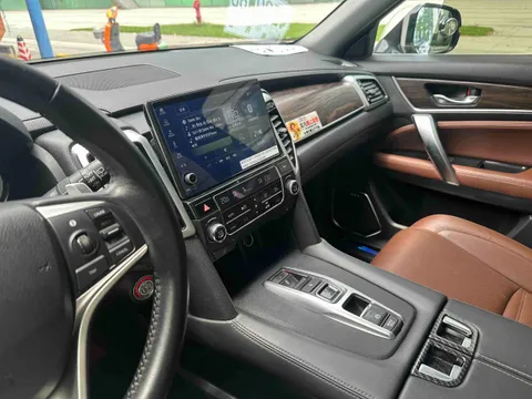 Honda UR-V