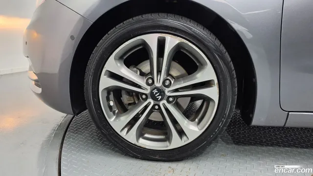 Kia Cerato (K3)