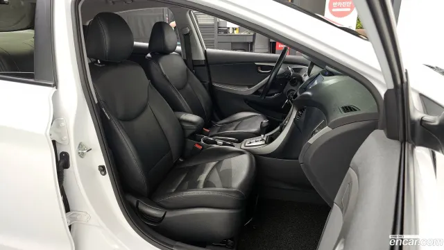 Hyundai Elantra (Avante)