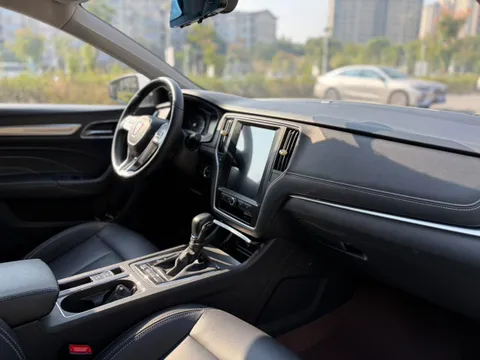 Roewe i6 Classic