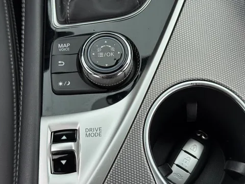 Infiniti Q50L