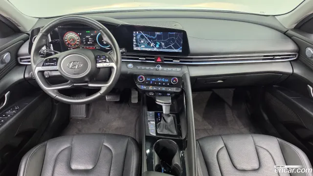 Hyundai Elantra (Avante)