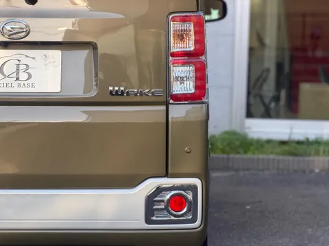 Daihatsu Wake