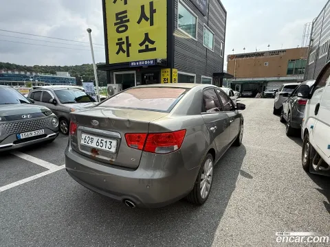 Kia Cerato (Forte)
