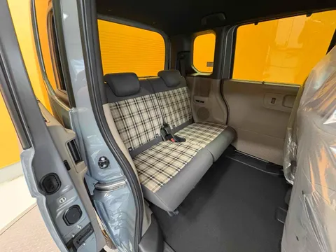 Honda N-BOX Joy