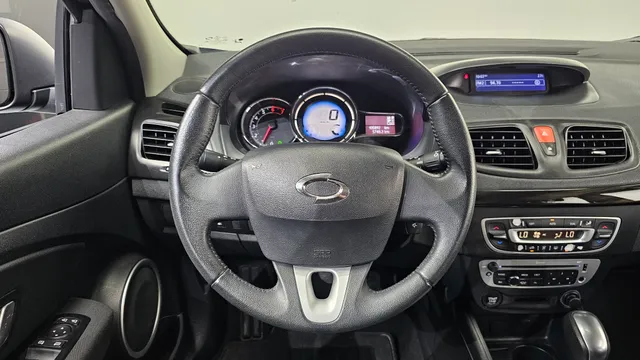Renault SM3