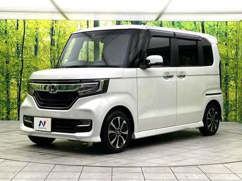 Honda N-BOX Custom