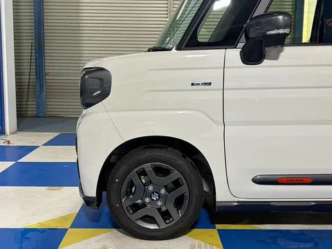 Suzuki Spacia Gear