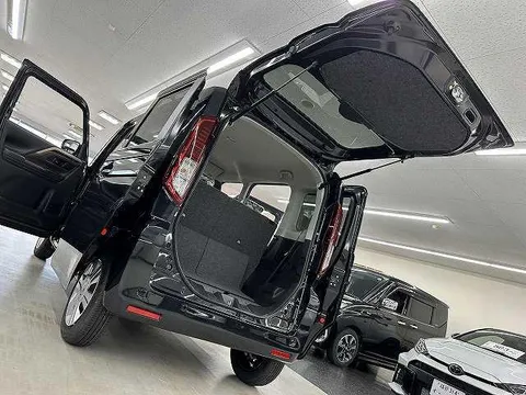 Suzuki Spacia