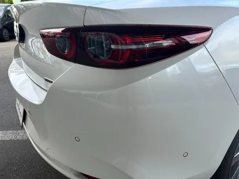Mazda MAZDA3 Sedan