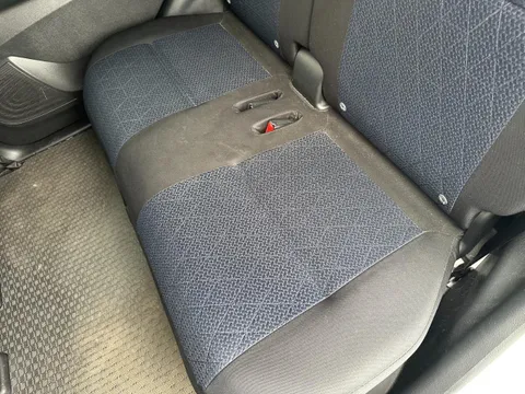 Mitsubishi eK X