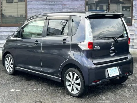 Mitsubishi eK Custom