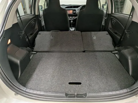 Toyota Yaris (Vitz)