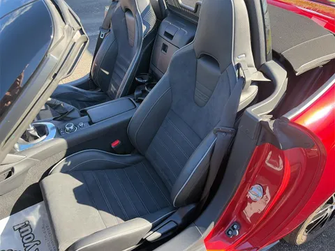 Mazda MX-5 (Roadster)