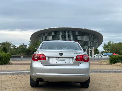 Volkswagen Sagitar