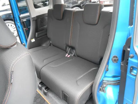 Suzuki Spacia Gear