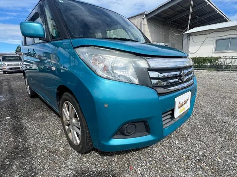 Suzuki Solio