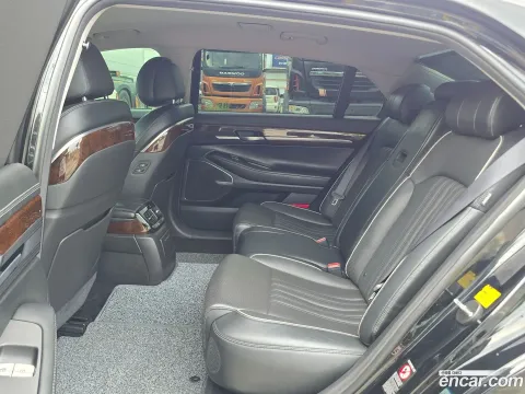 Genesis G90 (EQ900)