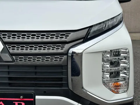 Mitsubishi eK X