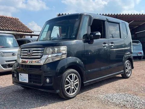 Honda N-BOX Custom
