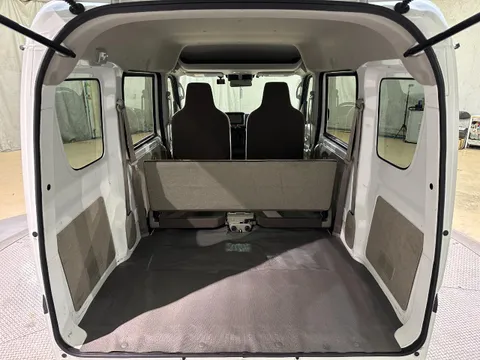 Mitsubishi Minicab Van