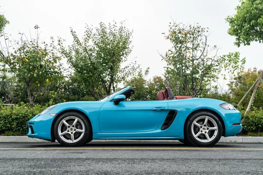 Porsche 718