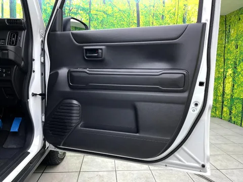 Mazda Flair Crossover