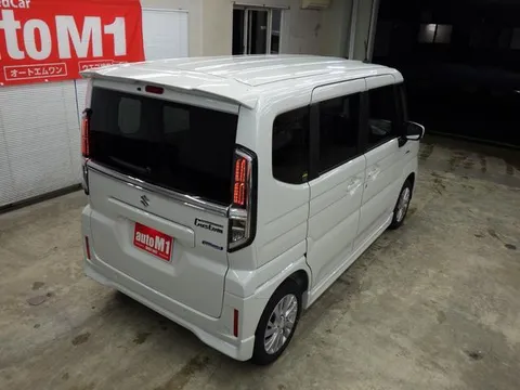 Suzuki Spacia Custom