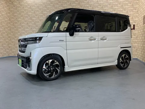 Suzuki Spacia Custom
