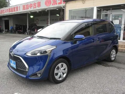 Toyota Sienta