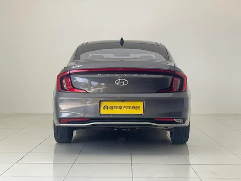 Hyundai Mistra