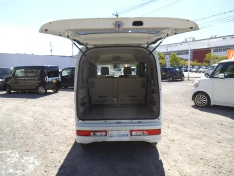 Nissan Clipper Rio