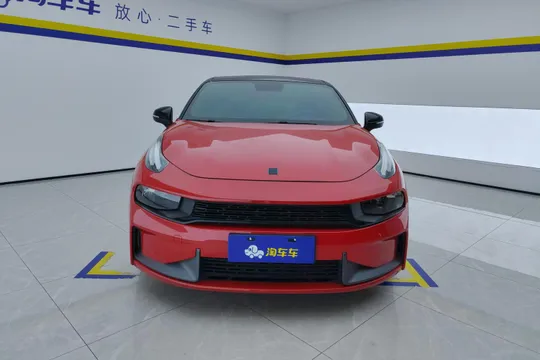Lynk & Co 03