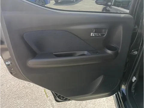 Mitsubishi eK X