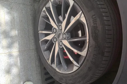 Geely Coolray (Binyue)