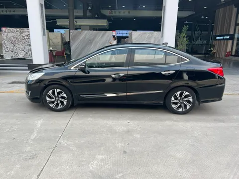 Honda Crider