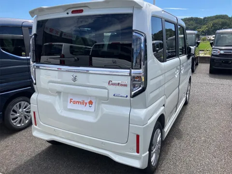 Suzuki Spacia Custom