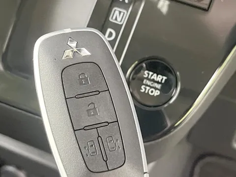 Mitsubishi Delica Mini