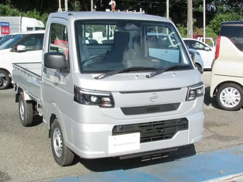Nissan Clipper Truck