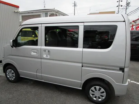 Nissan Clipper