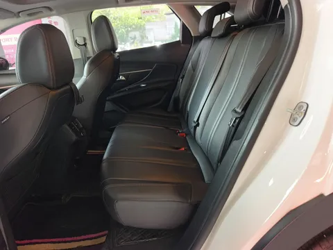 Peugeot 4008
