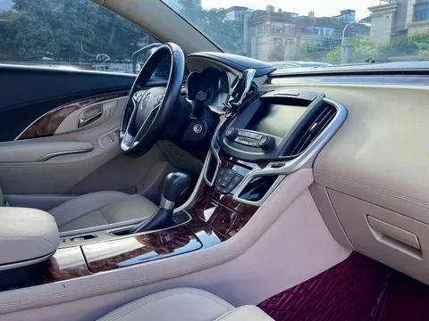Buick LaCrosse