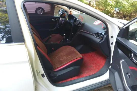 Venucia D60
