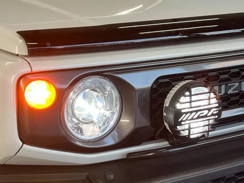 Suzuki Jimny Sierra