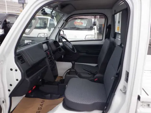 Nissan Clipper Truck